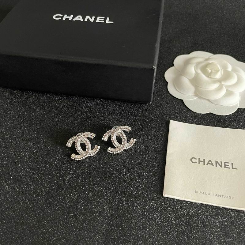 Chanel Earring 06yxs68